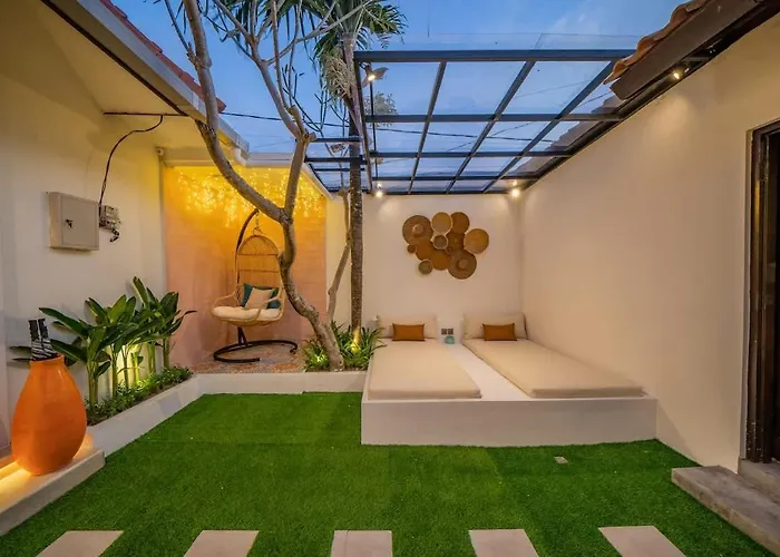 فيلة 3br W- Pool & Sun Loungers *
