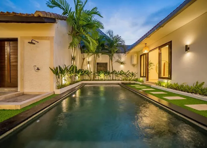 3br W- Pool & Sun Loungers فيلة سمينياك