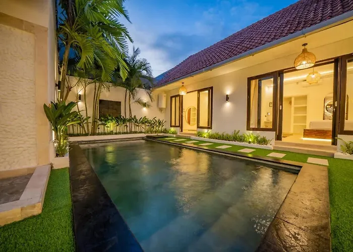 3br W- Pool & Sun Loungers سمينياك