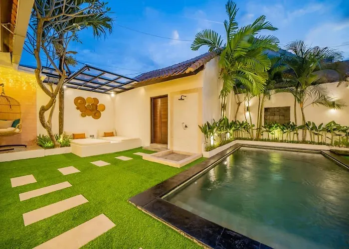 3br W- Pool & Sun Loungers