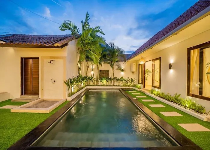 3br W- Pool & Sun Loungers سمينياك