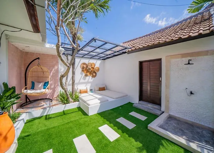 فيلة 3br W- Pool & Sun Loungers