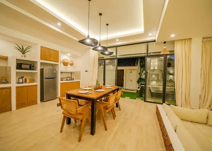 3br W- Pool & Sun Loungers فيلة سمينياك